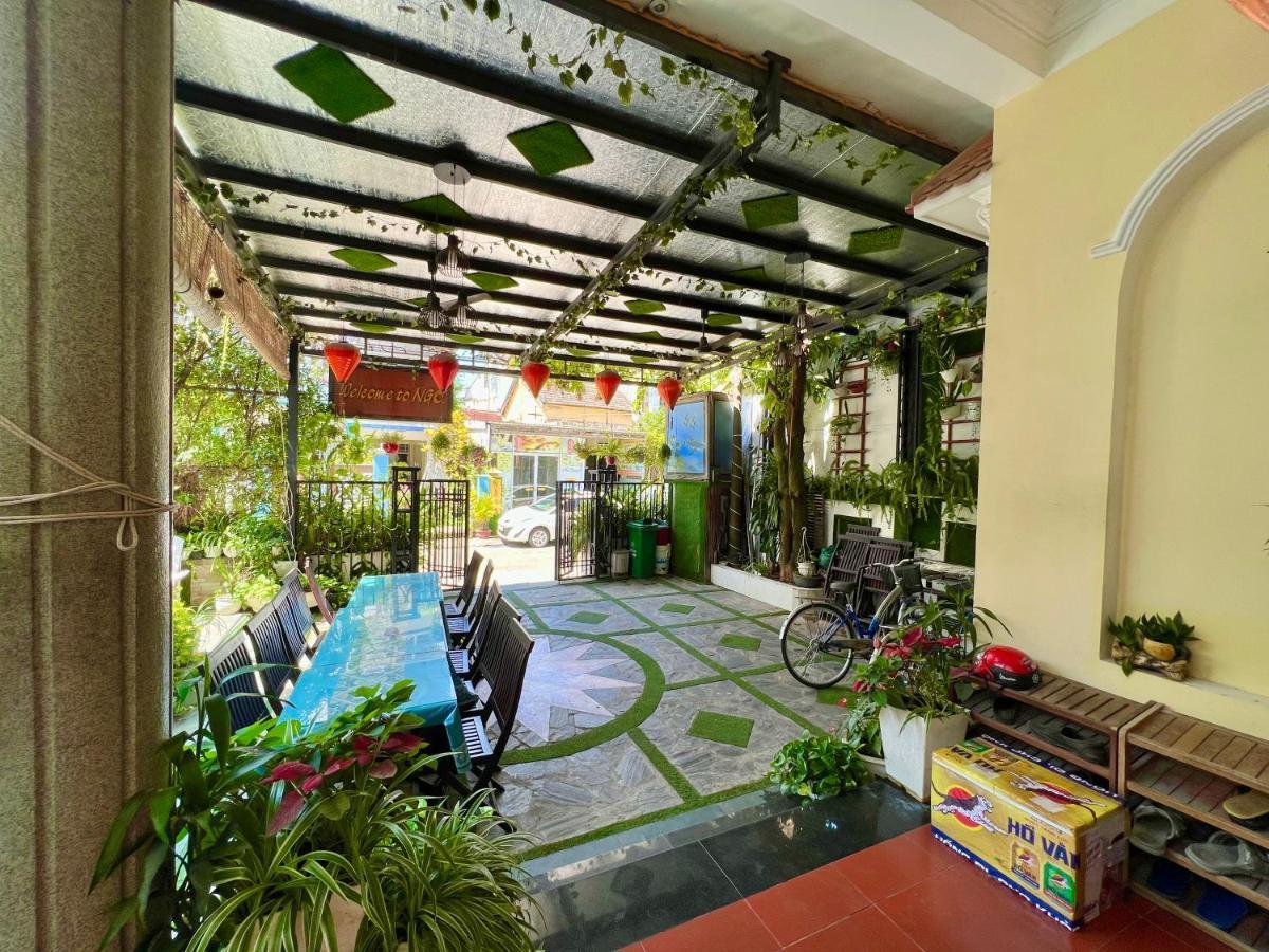 Ngo * Hoi An